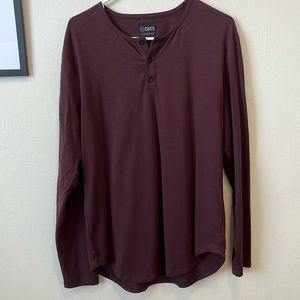 Cuts elongated Henley long sleeve